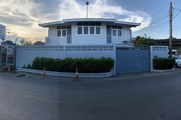 4 Bedroom House for sale in Chatuchak, Bangkok