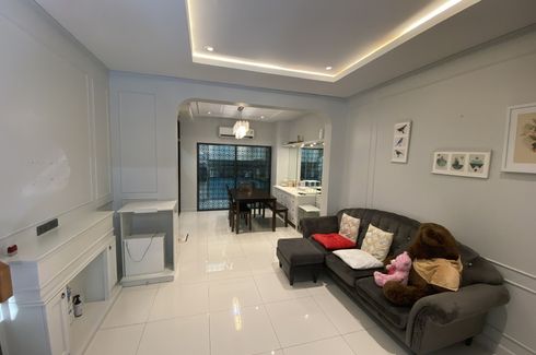3 Bedroom Townhouse for rent in Baan Klang Muang Ladprao-Serithai, Khan Na Yao, Bangkok near MRT Rat Phatthana