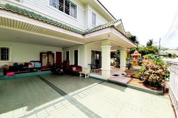 3 Bedroom House for sale in Baan Chalita 1, Na Kluea, Chonburi