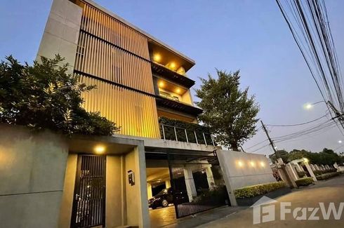 5 Bedroom House for sale in Bang Chak, Bangkok near BTS Punnawithi