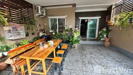 3 Bedroom Townhouse for sale in Baan Ratchapruek Suvarnabhumi - Ladkrabang, Lam Pla Thio, Bangkok