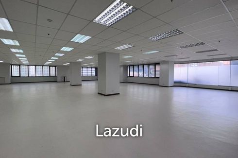 Office for rent in CHAMNAN PHENJATI BUSINESS CENTER, Huai Khwang, Bangkok near MRT Phra Ram 9