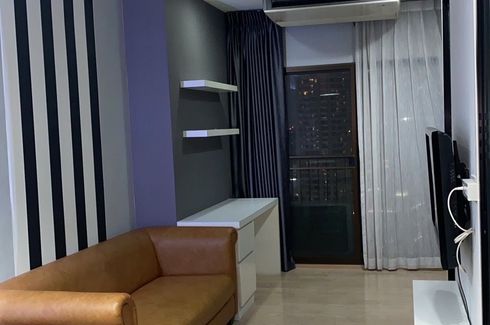 1 Bedroom Condo for sale in Noble Remix, Khlong Tan, Bangkok near BTS Thong Lo