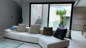 3 Bedroom Condo for rent in Chong Nonsi, Bangkok near MRT Khlong Toei