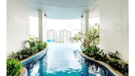 2 Bedroom Condo for sale in Sky Walk Condominium, Phra Khanong Nuea, Bangkok near BTS Phra Khanong