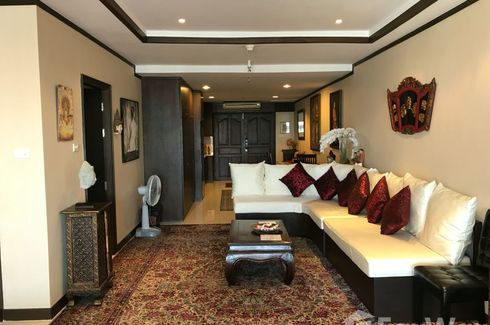 1 Bedroom Condo for sale in Nusa State Tower Condominium, Silom, Bangkok near BTS Surasak