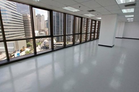 Office for rent in Khlong Toei Nuea, Bangkok near MRT Sukhumvit