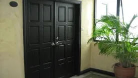 2 Bedroom Condo for rent in Lake Green, Khlong Toei, Bangkok near BTS Nana