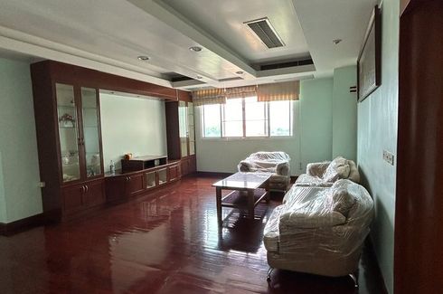 3 Bedroom Condo for sale in Nong Khang Phlu, Bangkok