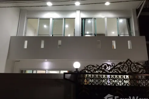 3 Bedroom Townhouse for rent in Khlong Tan, Bangkok near BTS Phrom Phong