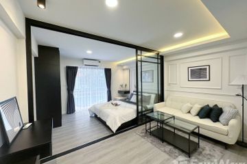 1 Bedroom Condo for sale in Phlapphla, Bangkok near MRT Lat Phrao 83