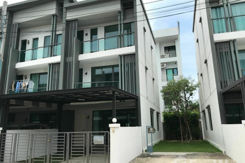 3 Bedroom Townhouse for sale in Cherkoon Sathorn-Ratchapruek, Taling Chan, Bangkok