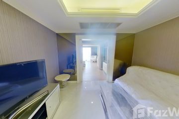1 Bedroom Condo for rent in Sathorn House, Silom, Bangkok near BTS Surasak