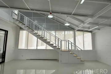 Office for Sale or Rent in Khlong Tan, Bangkok near BTS Phrom Phong