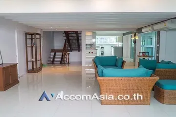 2 Bedroom Townhouse for Sale or Rent in Silom, Bangkok near BTS Chong Nonsi