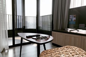 2 Bedroom Condo for rent in Ideo Mobi Asoke, Bang Kapi, Bangkok near MRT Phetchaburi