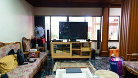 5 Bedroom Townhouse for sale in Khlong Tan Nuea, Bangkok near BTS Phrom Phong