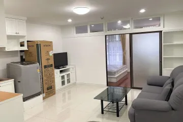 1 Bedroom Condo for rent in Supalai Place, Khlong Tan Nuea, Bangkok near BTS Phrom Phong