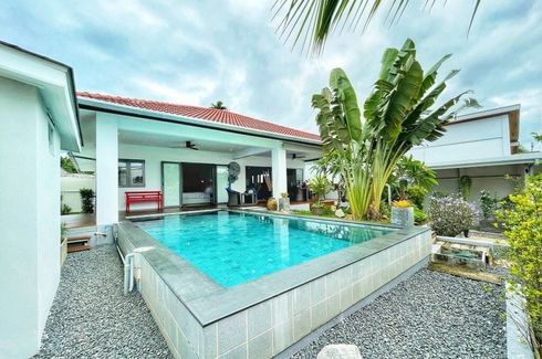 3 Bedroom Villa for sale in Choeng Thale, Phuket