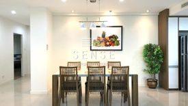 3 Bedroom Condo for rent in Chanarat Place, Khlong Tan Nuea, Bangkok near MRT Sukhumvit