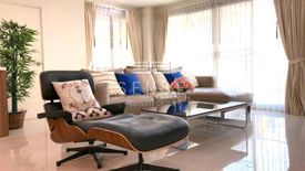 3 Bedroom Condo for rent in Chanarat Place, Khlong Tan Nuea, Bangkok near MRT Sukhumvit