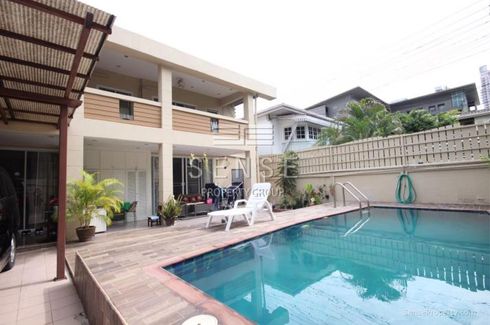 4 Bedroom House for rent in Khlong Tan, Bangkok near BTS Phrom Phong