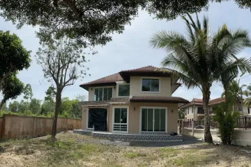 3 Bedroom House for sale in Sakhu, Phuket