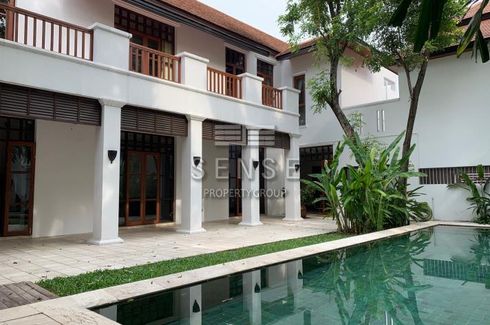 5 Bedroom House for rent in Khlong Toei Nuea, Bangkok near MRT Sukhumvit