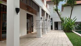 5 Bedroom House for rent in Khlong Toei Nuea, Bangkok near MRT Sukhumvit