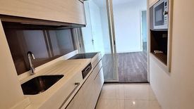 2 Bedroom Condo for sale in Bang Yi Ruea, Bangkok near BTS Pho Nimit