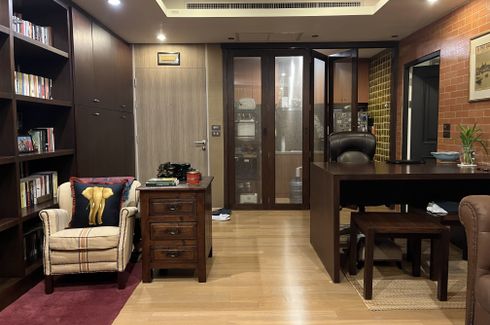 1 Bedroom Condo for sale in Noble Reflex, Sam Sen Nai, Bangkok near BTS Ari