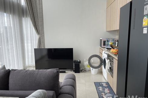 2 Bedroom Condo for rent in The Lofts Silom, Silom, Bangkok near BTS Surasak