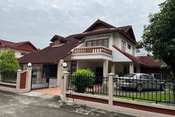 5 Bedroom House for sale in Baan Ploy Burin, Chang Khlan, Chiang Mai
