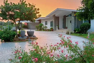 6 Bedroom Villa for sale in San Klang, Chiang Mai