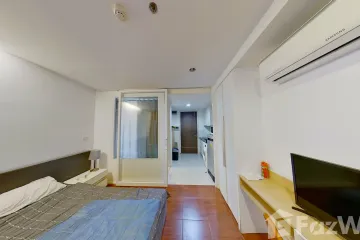 1 Bedroom Condo for rent in 15 Sukhumvit Residences, Khlong Toei Nuea, Bangkok near BTS Nana