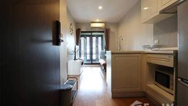 1 Bedroom Condo for sale in Condolette Dwell Sukhumvit 26, Khlong Tan, Bangkok near BTS Phrom Phong