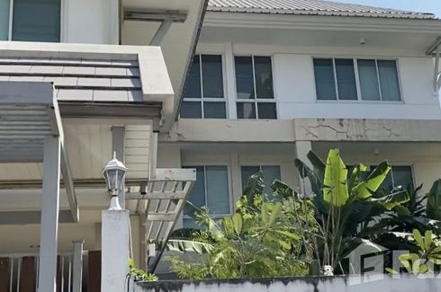 4 Bedroom House for rent in Talat Phlu, Bangkok near BTS Wutthakat