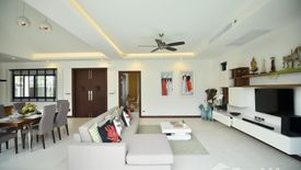 3 Bedroom Villa for rent in The Lake House, Si Sunthon, Phuket