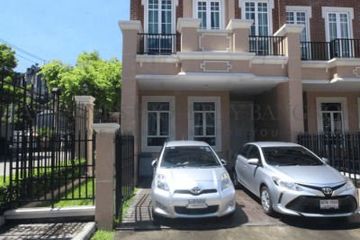 4 Bedroom Townhouse for rent in Garden Square Sukhumvit 77, Phra Khanong Nuea, Bangkok near BTS On Nut