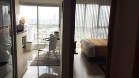 1 Bedroom Condo for rent in Rhythm Sathorn - Narathiwas, Thung Maha Mek, Bangkok near BTS Chong Nonsi