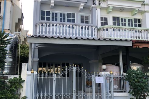 3 Bedroom Townhouse for rent in Baan Butsabakam Village, Arun Amarin, Bangkok