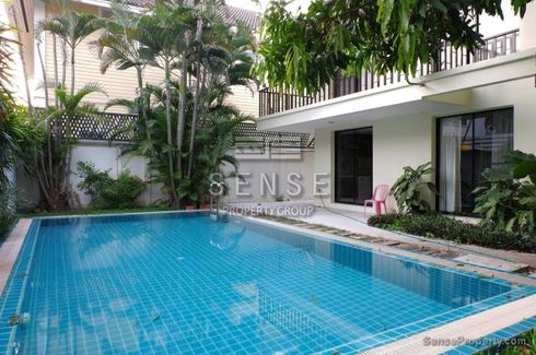 3 Bedroom House for rent in Khlong Tan Nuea, Bangkok