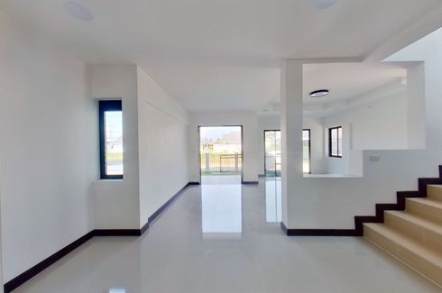 4 Bedroom House for sale in San Klang, Chiang Mai