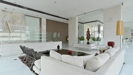 3 Bedroom Condo for sale in The Legend Saladaeng, Silom, Bangkok near MRT Silom