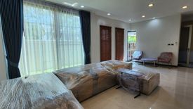 3 Bedroom House for rent in Phra Khanong Nuea, Bangkok