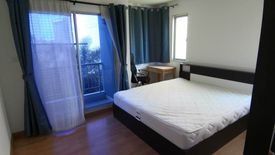 2 Bedroom Condo for sale in Huai Khwang, Bangkok near MRT Huai Khwang