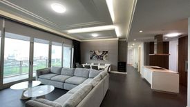 3 Bedroom Condo for rent in 185 Rajadamri, Lumpini, Bangkok near BTS Ratchadamri