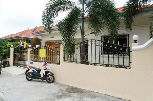 3 Bedroom Villa for sale in Chokchai Village 5, Nong Prue, Chonburi