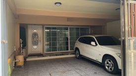 5 Bedroom Townhouse for sale in Khlong Tan Nuea, Bangkok near BTS Phrom Phong