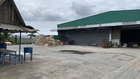 Warehouse / Factory for rent in Khlong Maduea, Samut Sakhon
